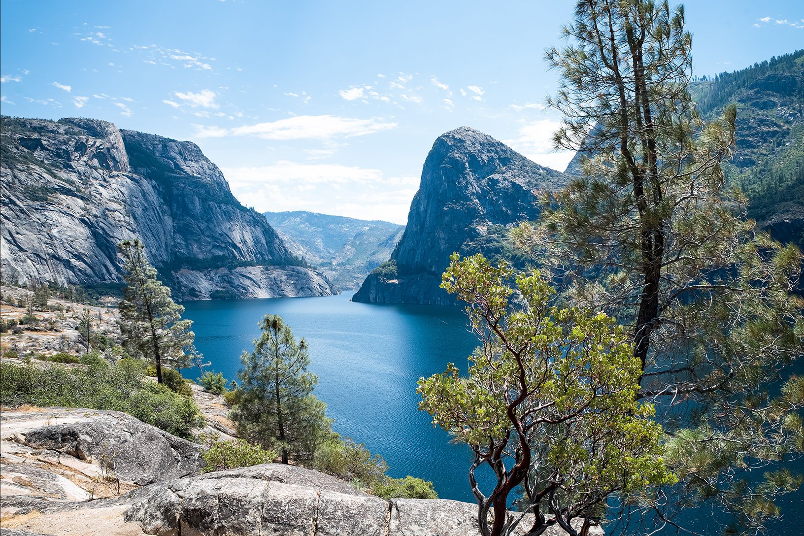 cn_blog_yosemite_hetch_hetchy_stock_rf_824101204_1632x1088